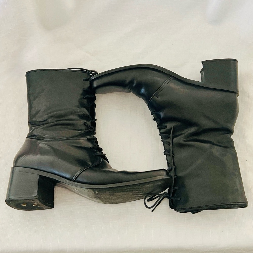 Black Leather Women's Boots / Made in Brazil - Picture 2 of 13